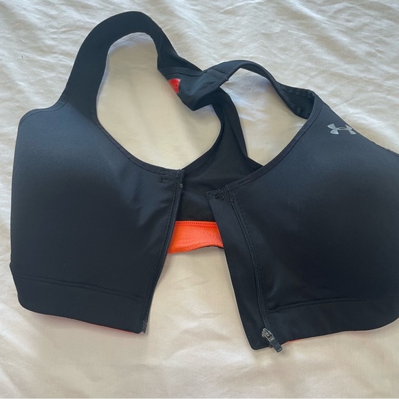 Under Armour 34D Black Front Zipper with Hook and Eye Sports Bra PRELOVED - Picture 7 of 9